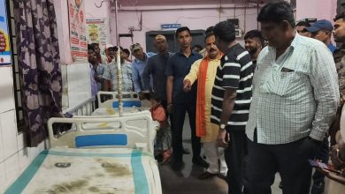 रामनगर PHC में मंत्री नंदकिशोर राम